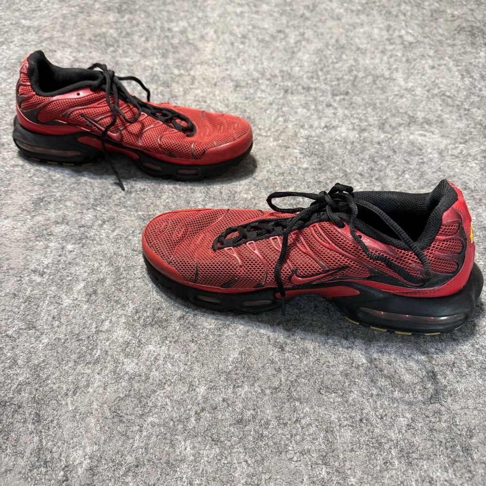 Nike Air Max Plus Mens Diablo Red Sneakers Size 10.5 604133-660 Athletic Runner